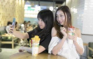 娱乐吃瓜酱陪玩,揭秘明星幕后故事